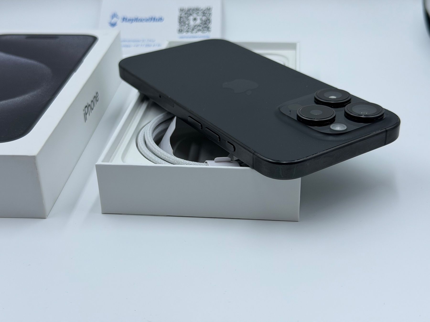 Apple Telefoni cellulari / Smartphones: iPhone 15Pro 256 Schwarz Top Zustand – Nuovo (secondo la descrizione) da Chur venduto da ReplaceHub 2