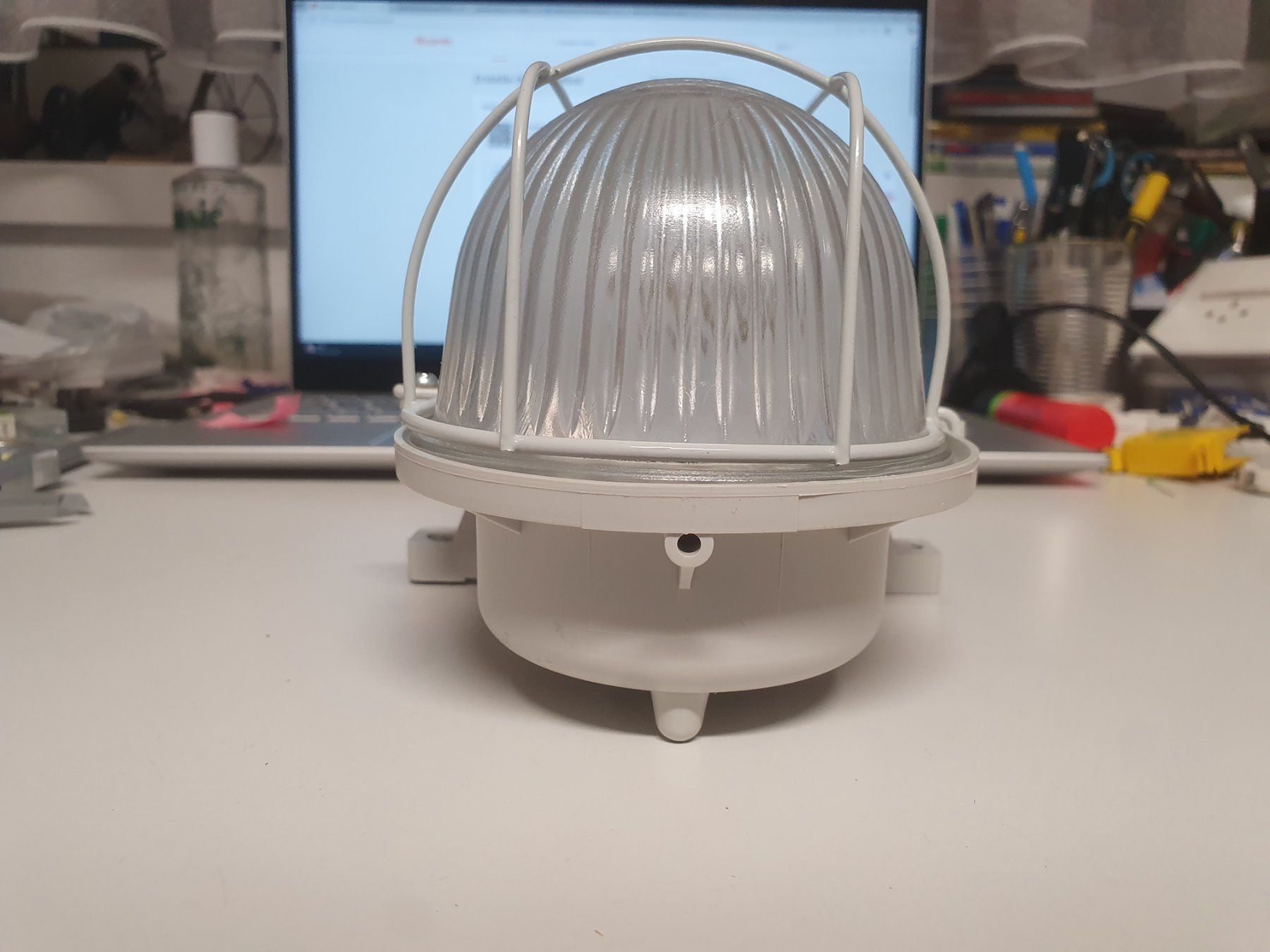 Lampade: Oval Feuchtraumleuchte E27 Ovalleuchte IP44 Nass – Usato da Zürich venduto da eymen20 5