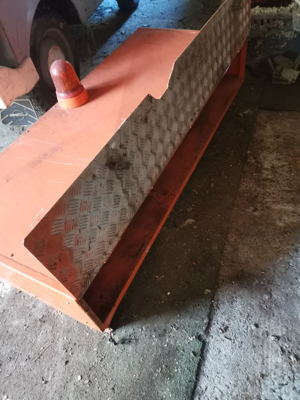 Box da tetto: Renault Trafic mk1 Dachbox ab Fr. 1.- – Usato da quartino venduto da bernet.rs 3