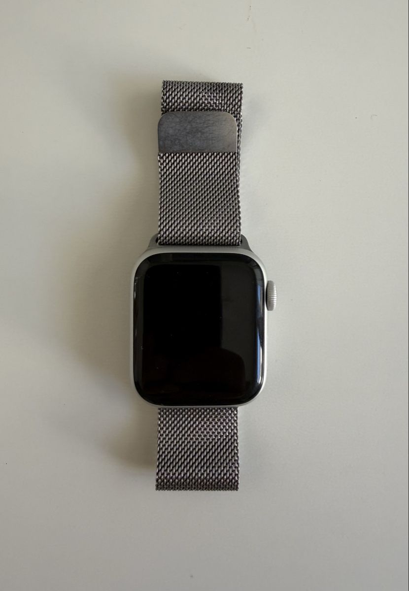 Apple Smartwatch: Apple Watch SE – Neuf (Voir description) à Zürich par jul_5t9s 1
