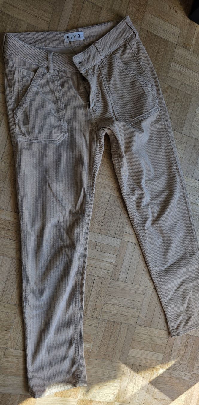 Hosen: pantalon beige Taille 36/38 – Gebraucht aus Yverdon-les-Bains von van_dq65 3