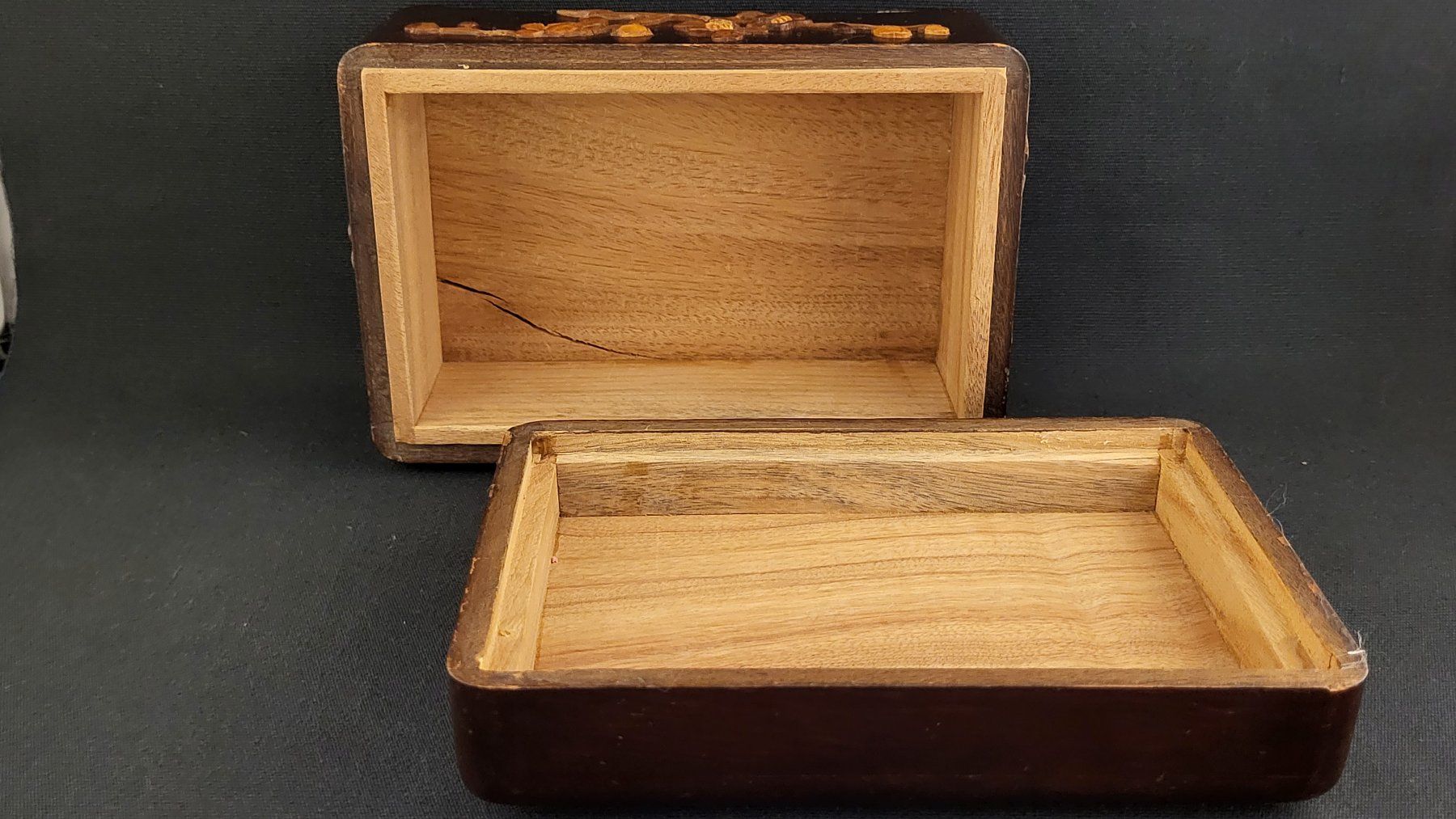 Barattoli: Holz-Schatulle mit Schnitzereien Vogel und Blumen – Usato da Basel venduto da spinne02 5