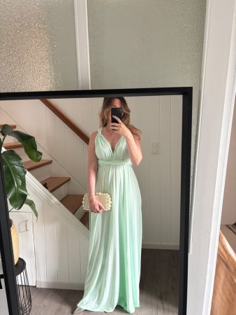 🌿 Mintgrünes Wrap Dress von Divine Bridal Shop | One Size |