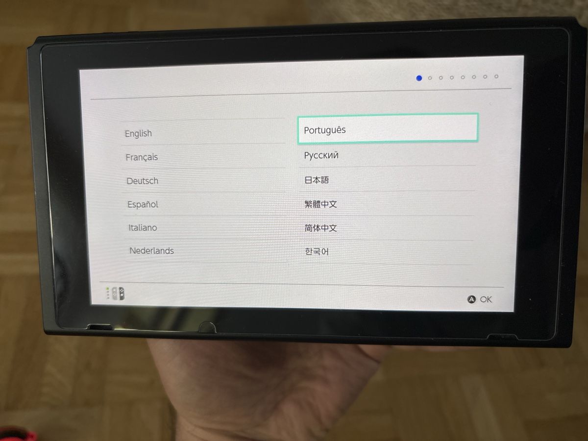 Nintendo Konsolen: Ab CHF 1.–Nintendo Switch Neon Rot/Blau + OVP + 2 Controller – Gebraucht aus Winterthur von fnk_ll2c 1