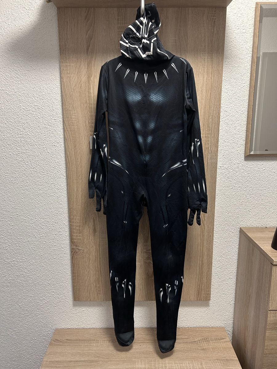 Costumi: Black Panther Kinderkostüm, Grösse 120 – Usato da Züberwangen venduto da Cindarellina13