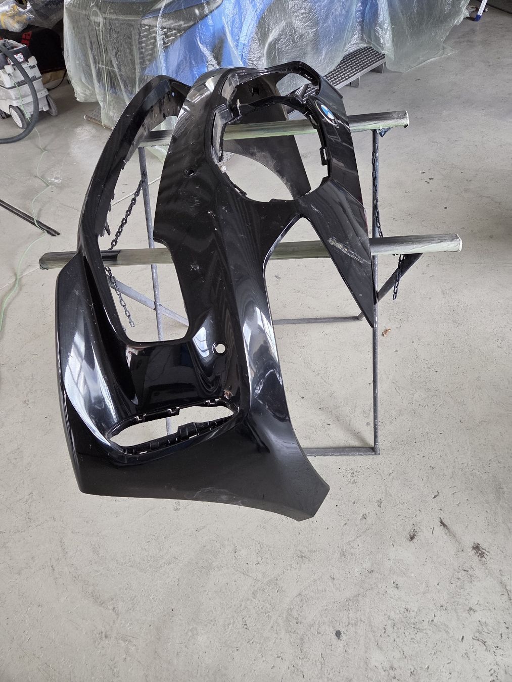 BMW Tutti pezzi di ricambio auto: Originale BMW F40 135i M stossfänger – Usato da Thierachern venduto da manuuh92 3