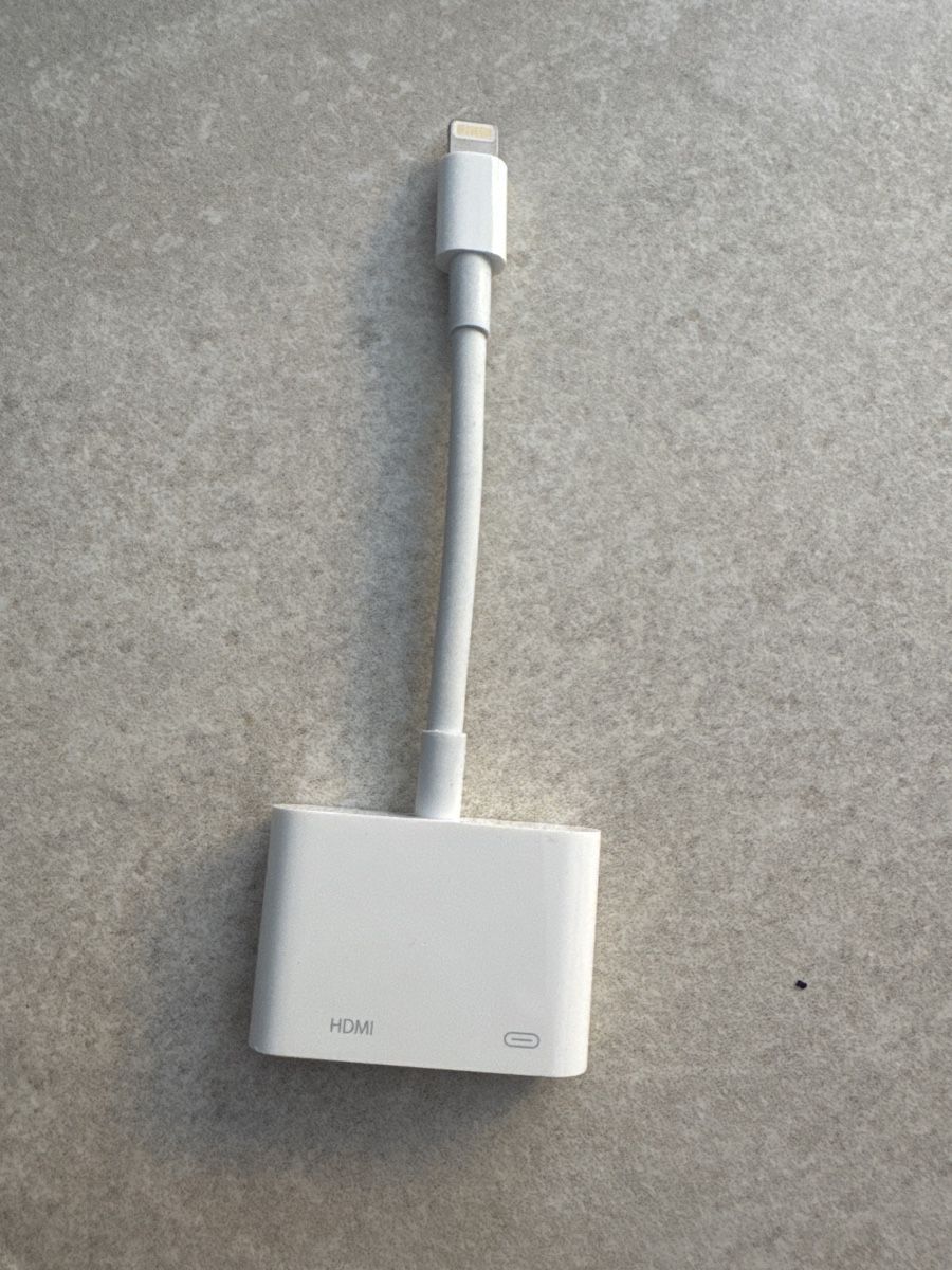 Apple Lecteurs & Adaptateurs: Apple Adapter – Neuf (Voir description) à Buttikon SZ par alf_g6sd