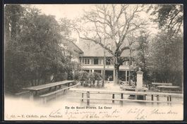 AK Ile de Saint-Pierre, La Cour, 1900