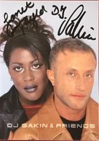DJ Sakin & Janet Taylor Autogramm signiert Foto 10x15cm