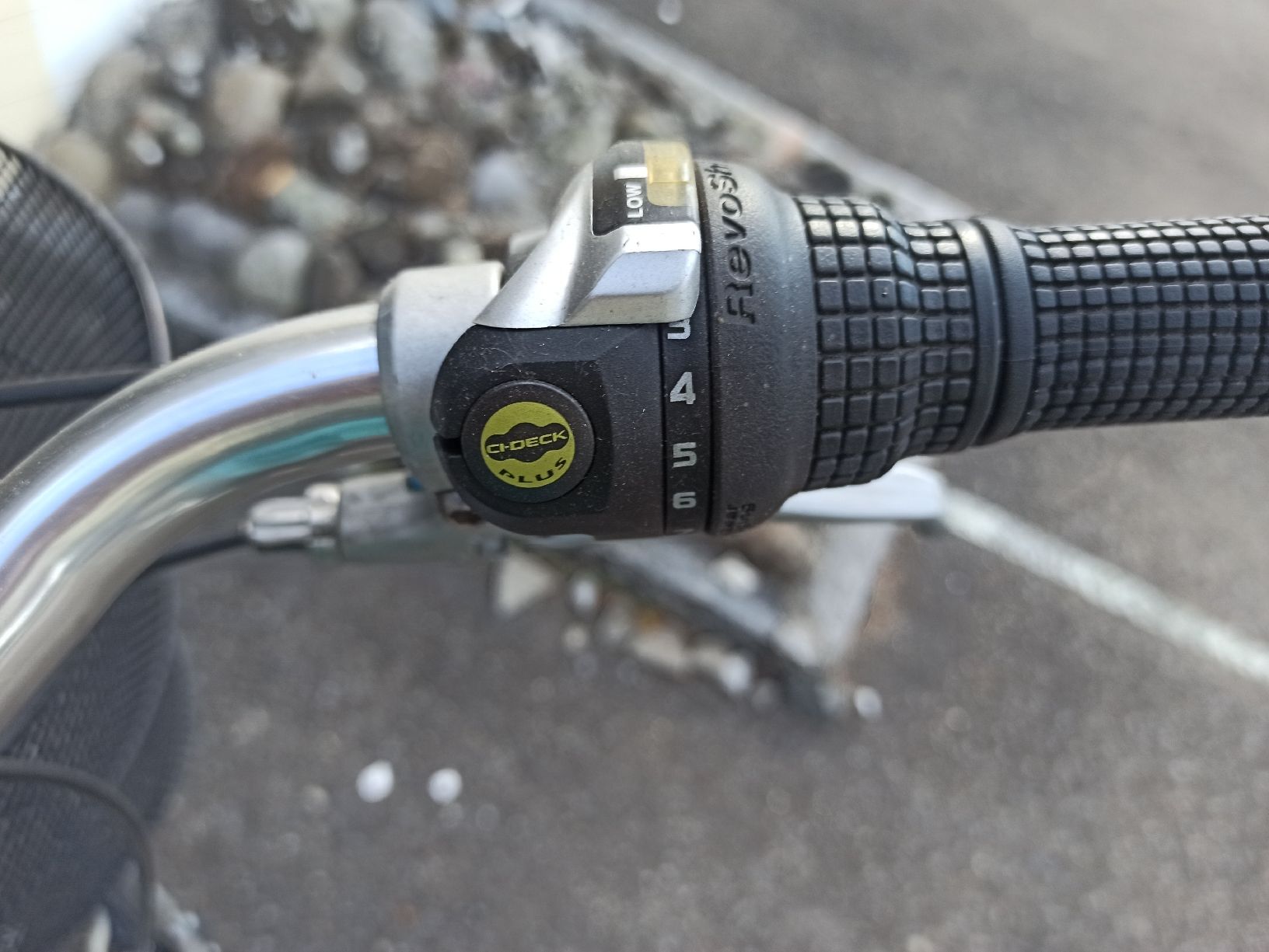 Swiss Vélos: Stabiles Damenfahrrad – D'occasion à Adlikon b. Regensdorf par Horstle 1