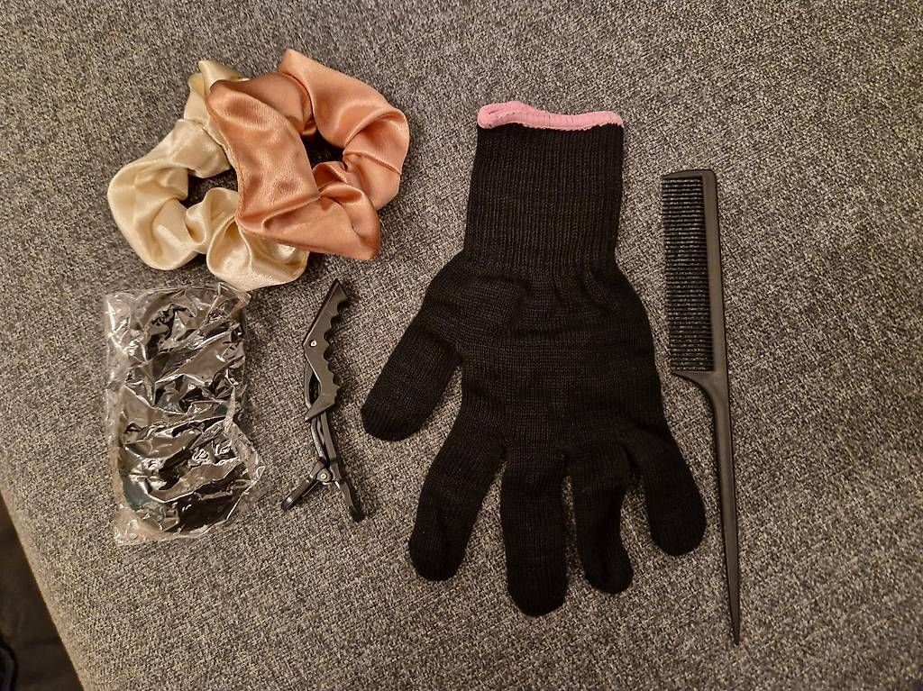 Lockenstäbe & Haarglätter: Lockenstab + Welleisen gross – Gebraucht aus Luzern von Neela288 2