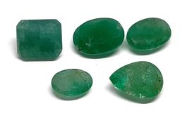 5x émeraudes 10.24 ct - CERTIFICAT 700.- Fr