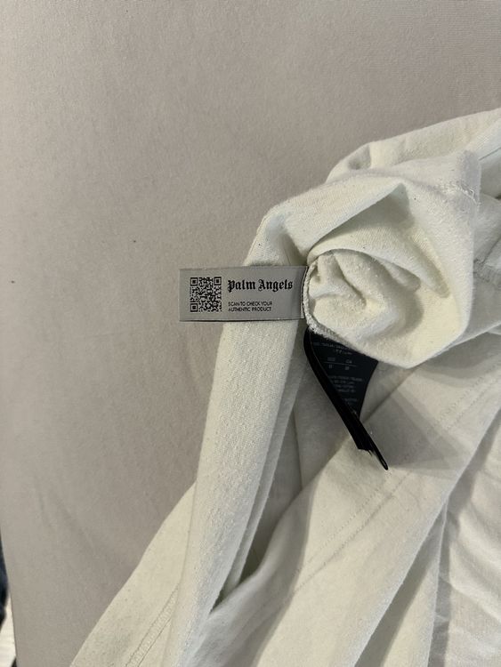 Palm Angels T-shirt: Palm Angels Rose T-Shirt – Usato da Freienbach venduto da casciatoalessandro 5