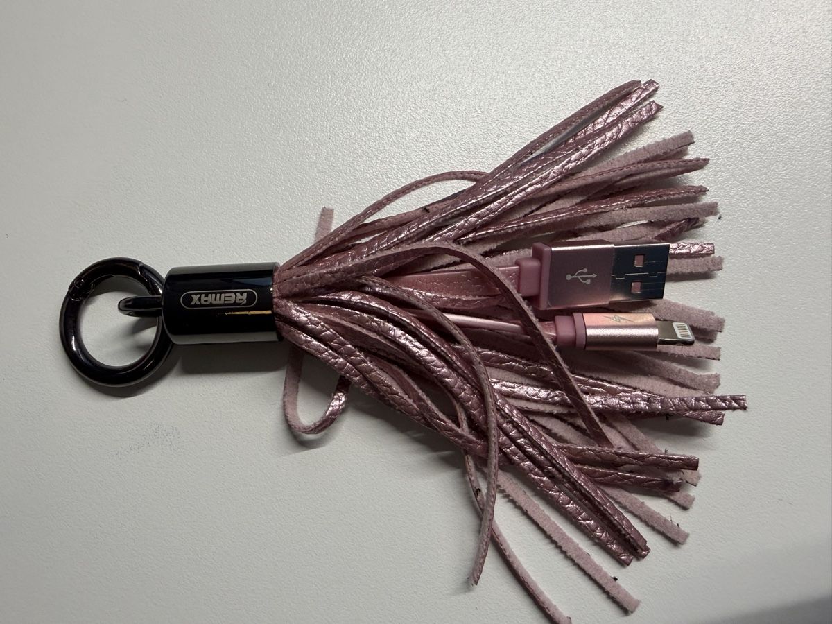 Câbles: Câble USB Lightning – D'occasion à Granges-Paccot par yvanperrenoud 2