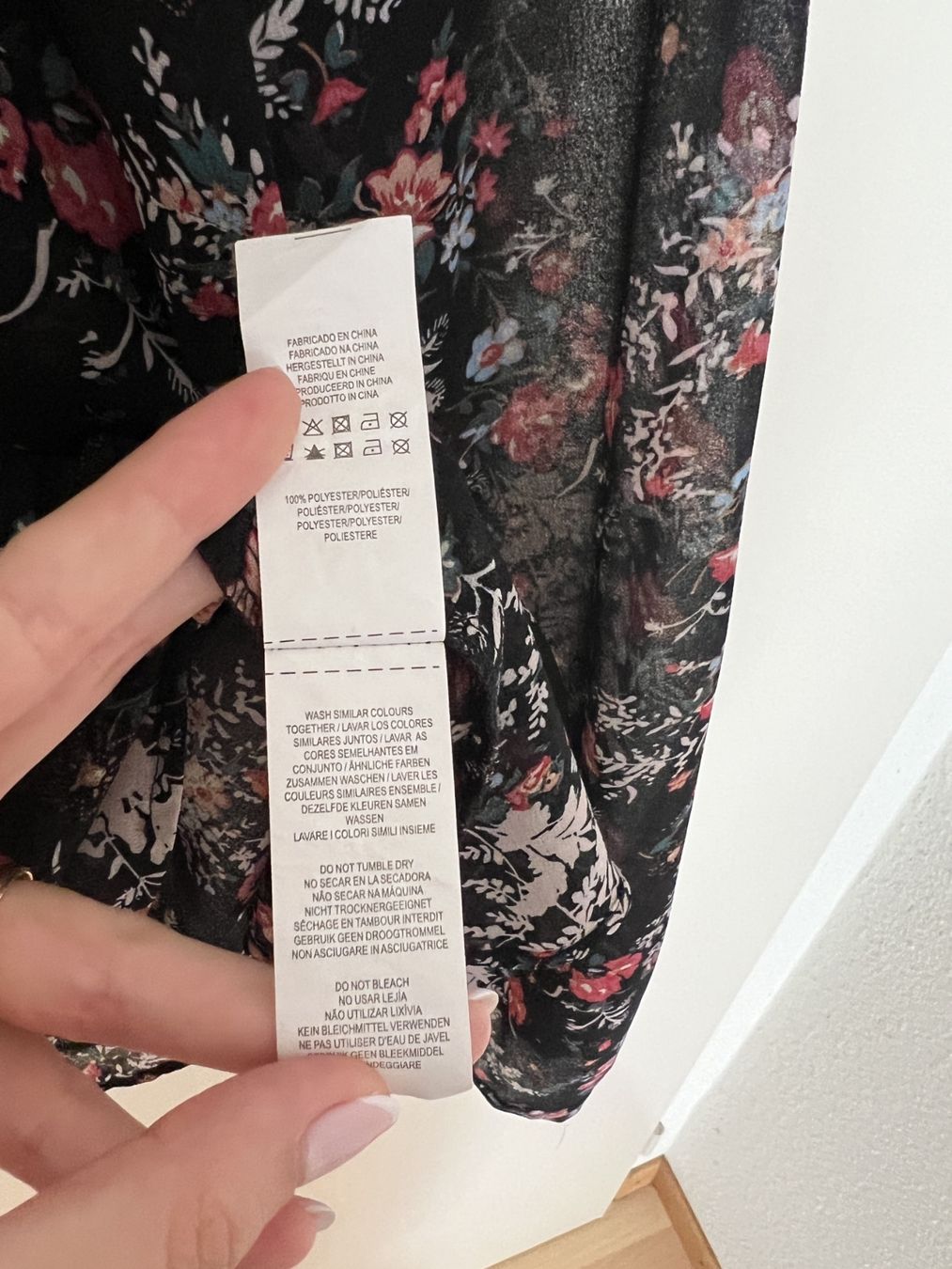 Camicette: ATMOSPHERE Blouse Flowers EUR 40 – Usato da Horgen venduto da linuxrp 9