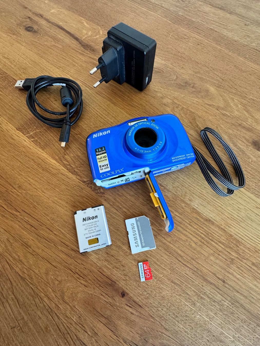 Nikon Fotocamera: Nikon Coolpix W100 Wasserdichte – Nuovo (secondo la descrizione) da Frauenfeld venduto da difi67 4