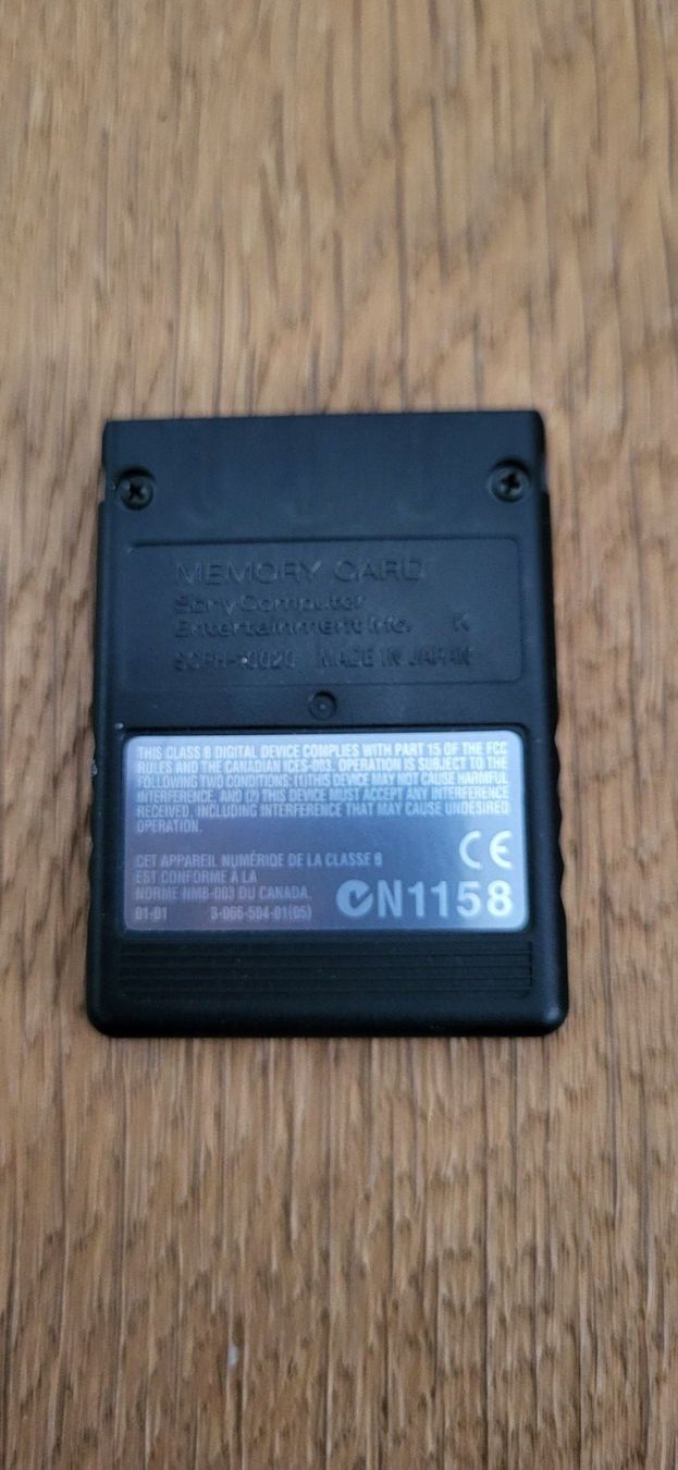 Sony Memory unit & Memory card: Playstation 2 Memory Card Schwarz – Usato da Münsingen venduto da DigitaleSpielecke 1