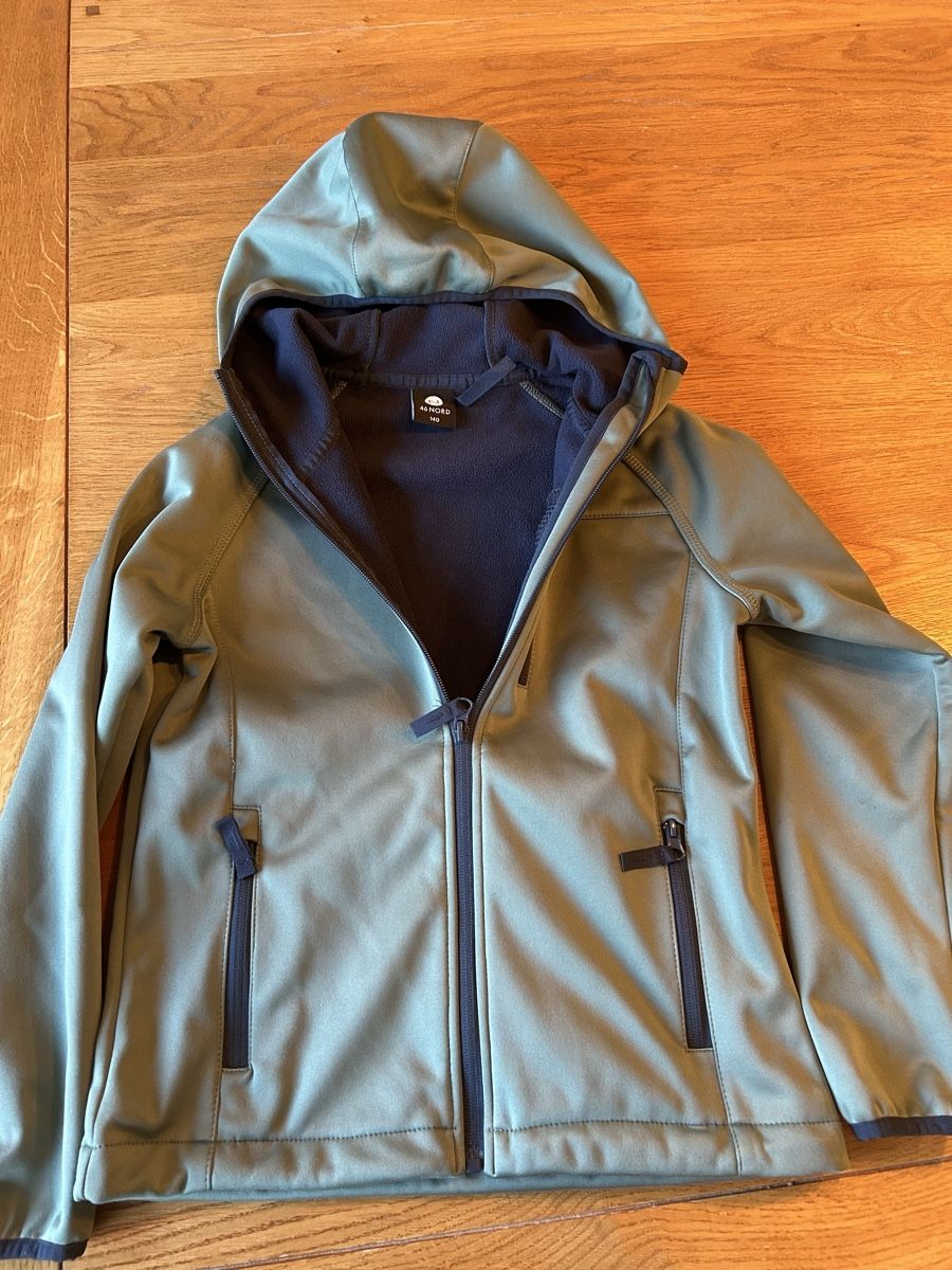 46 Nord Vestes & Manteaux: Softshelljacke – D'occasion à Solothurn par Rigowyra 1