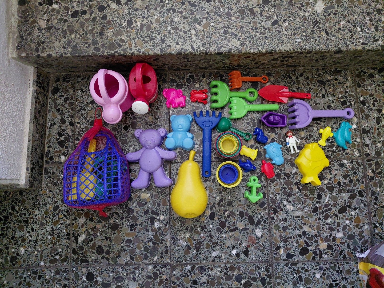 Sabbiera per bambini: Sandkastenspielzeug – Usato da Benglen venduto da car_8x6z