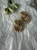   Boucles d’oreilles clips vintage Ciner Beaux et très éléga