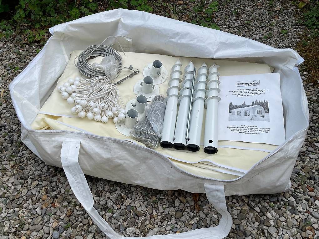 Tende & Padiglioni: Tente de réception 6m x 3m – Usato da L'Isle venduto da 28imagine 1
