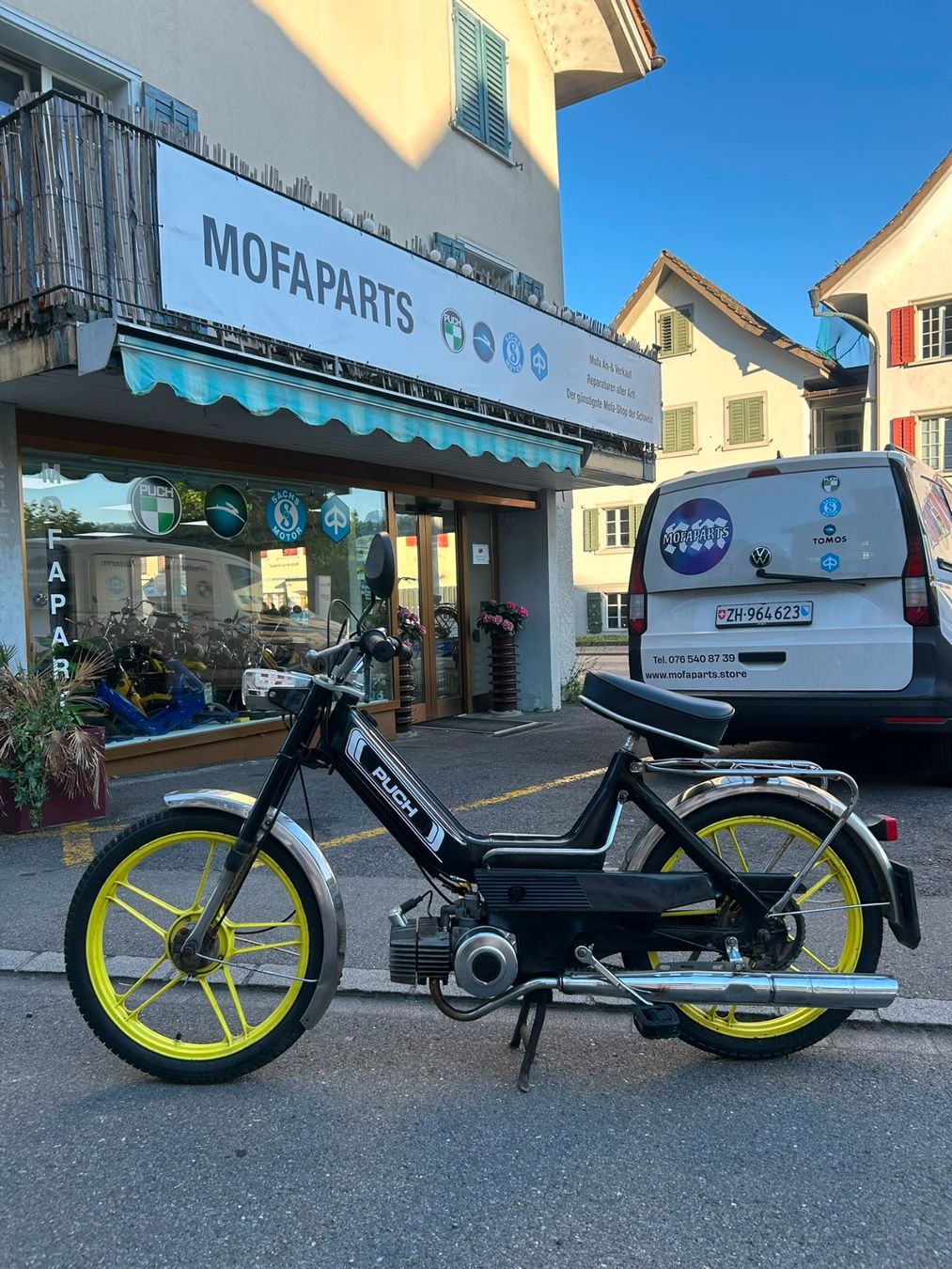 Puch Ciclomotori: Puch Maxi N mit Ausweis – Usato da Schmerikon venduto da Mofaparts