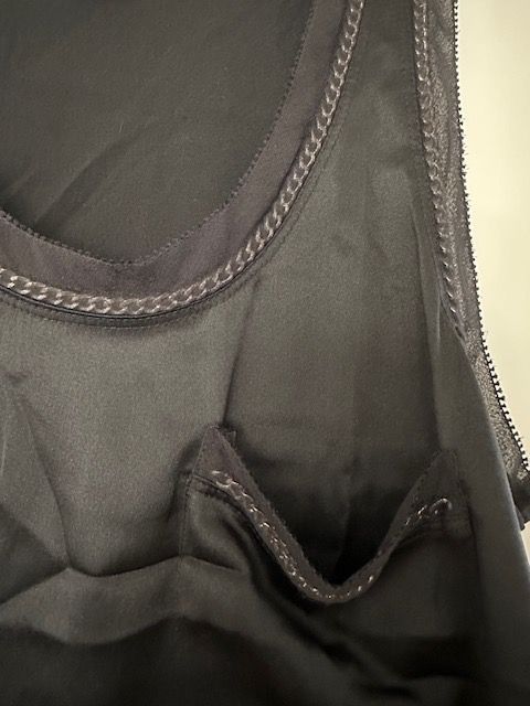 Top: Theory silk top – Nuovo (secondo la descrizione) da Dallenwil venduto da ZD2019 1