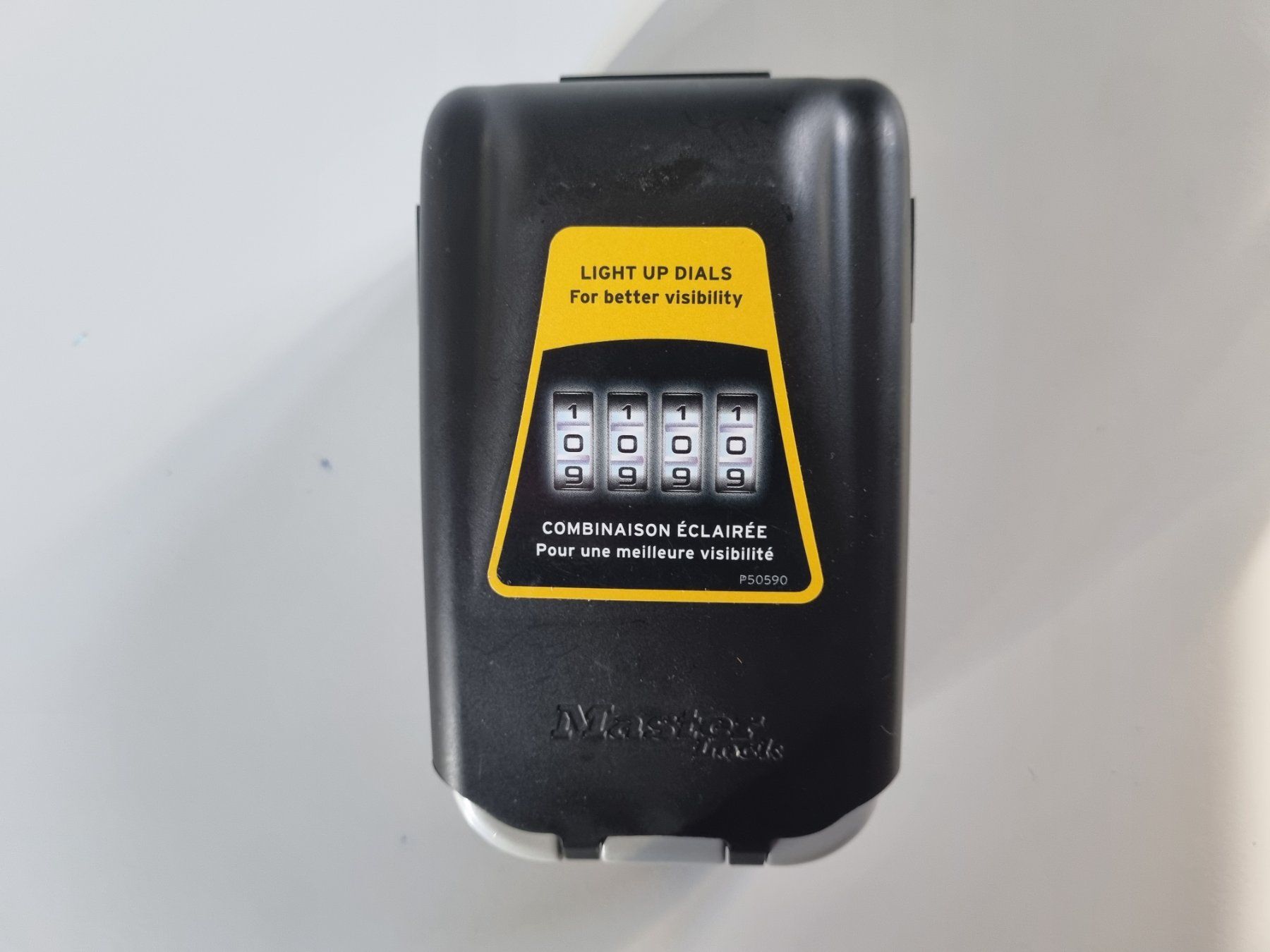 Tresor: Coffre, boîte à clé Master Lock, combinaison éclairée, TBE – Gebraucht aus Echandens von Dicot