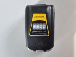 Coffre, boîte à clé Master Lock, combinaison éclairée, TBE