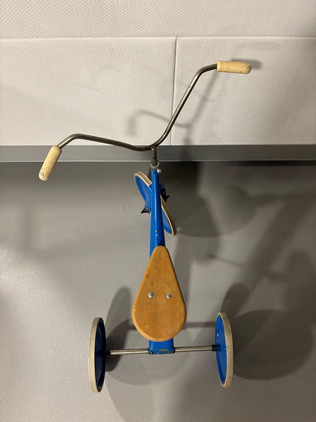 Veicoli per bambini: altes KEMP Dreirad – Usato da Neunkirch venduto da autoscooter57 4