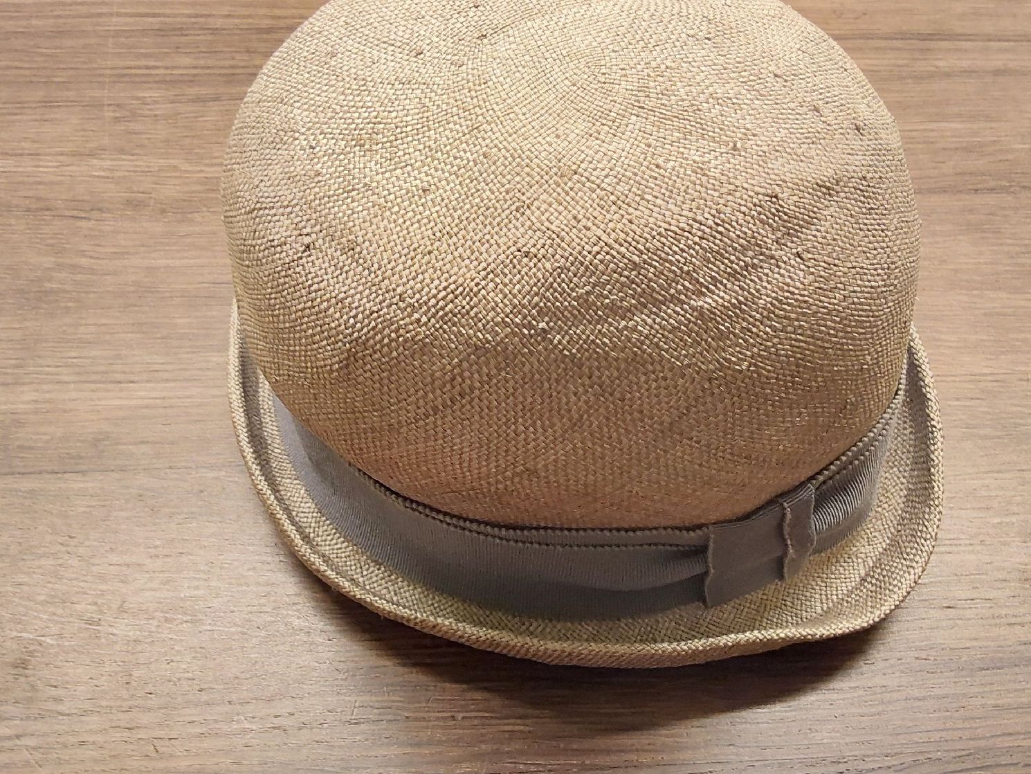 Chapeaux, bonnets & casquettes: Strohhut grau Cappello Anke Rettich – D'occasion à Köniz par scopello12