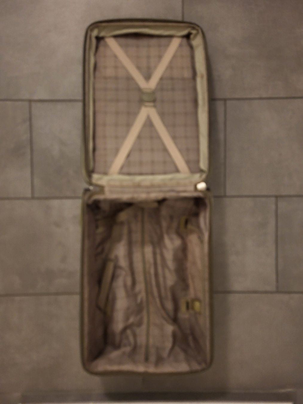 Valigie: LYS Paris Rollkoffer - beige – Usato da Baar venduto da clar6 2