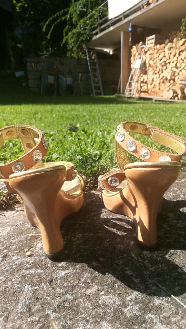 Roberto Cavalli Chaussures femmes: Talons Roberto Cavalli – D'occasion à Martigny par Lea_lucci 3