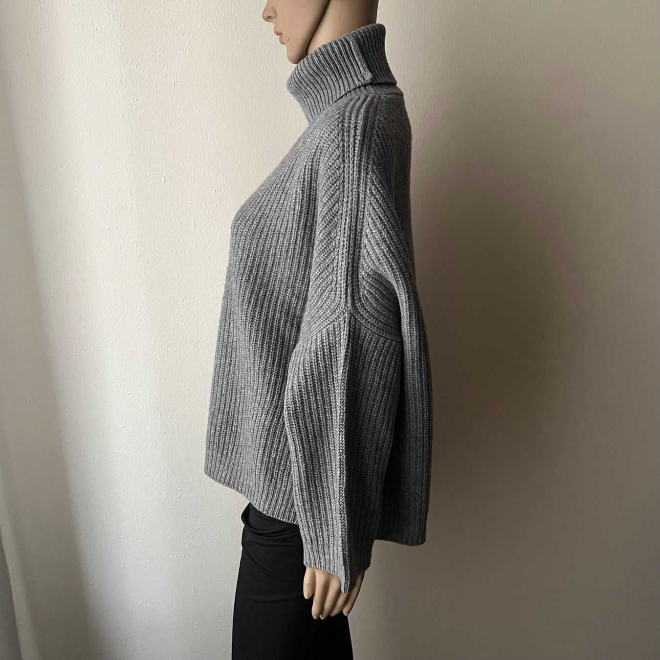 Maglioni & Felpe: MR MITTENS Rollkragenpullover | Wolle & Kaschmir 🩶 – Usato da Zürich venduto da ClosetQueen 4