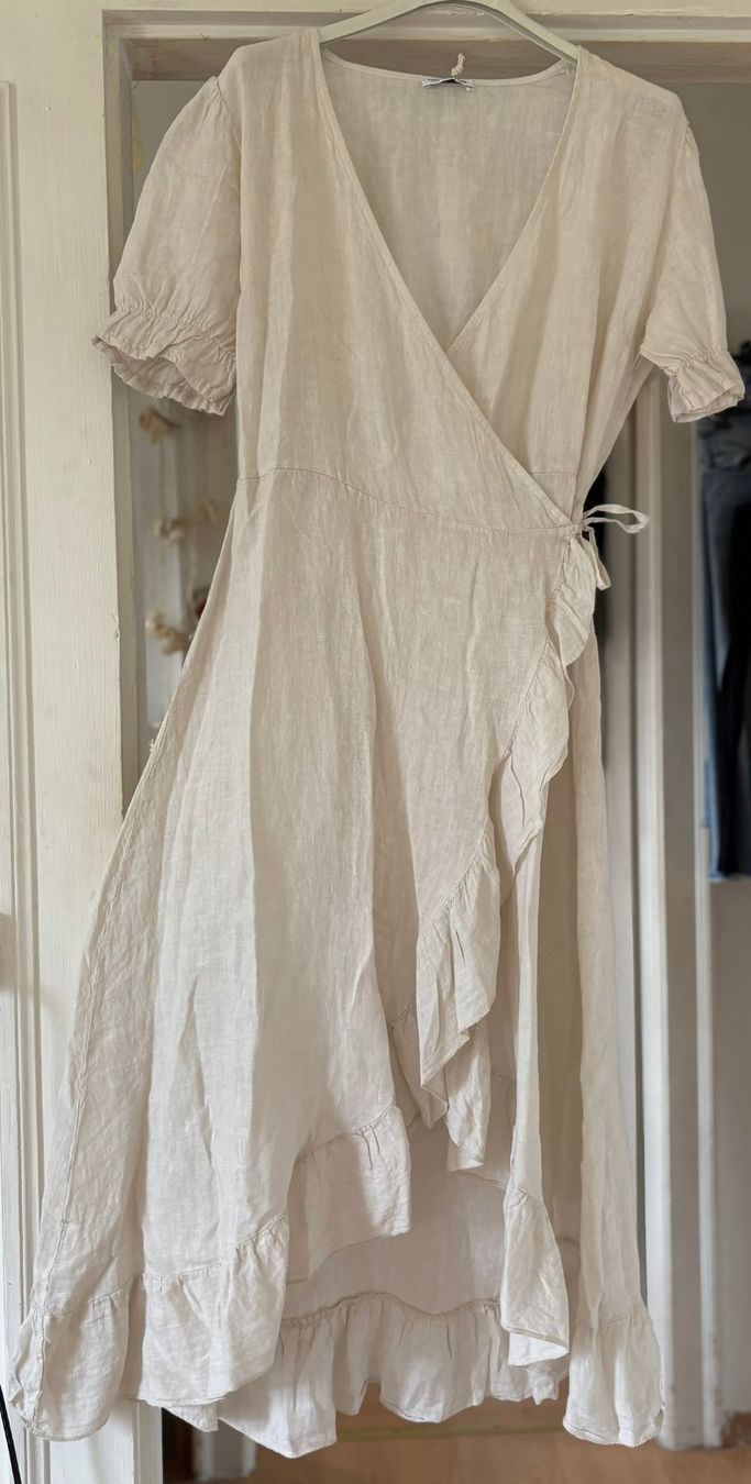 Robes: ROBE EN LIN! M – Neuf avec emballage d'origine à Locarno par NicoNion 5