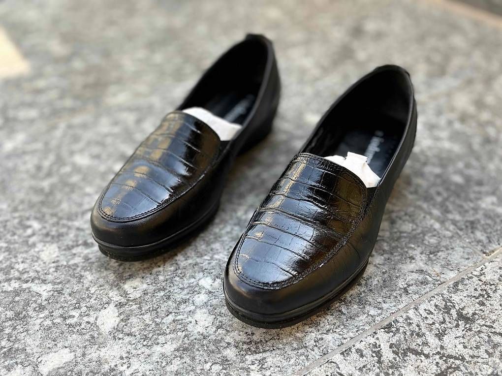 Damenschuhe: Scarpe da donna - numero 39 – Gebraucht aus Oggio von chi_7gpd