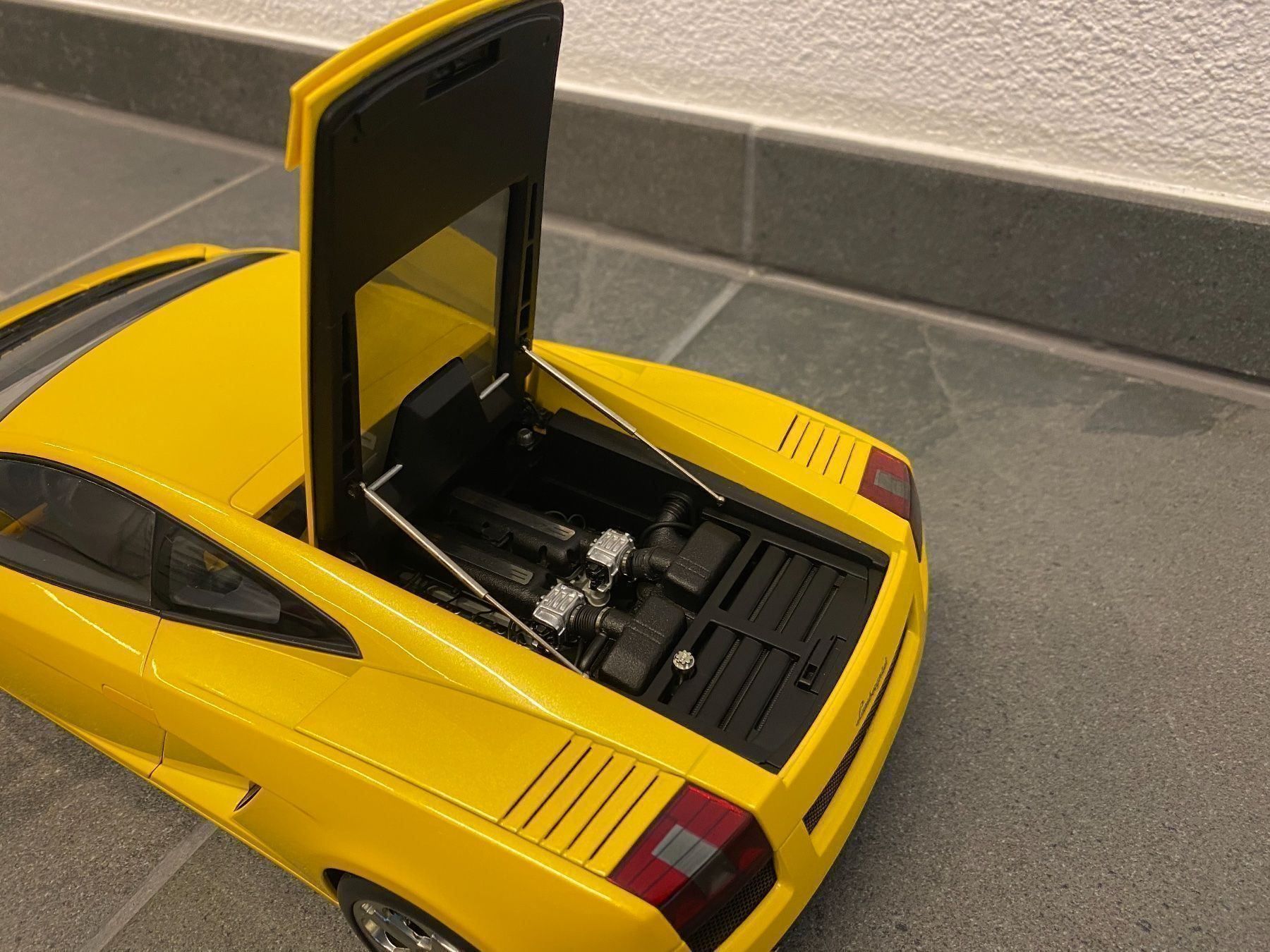 Lamborghini Modellini d'auto: Lamborghini Gallardo Autoart 1:12 – Usato da Oftringen venduto da fah_6chf 4