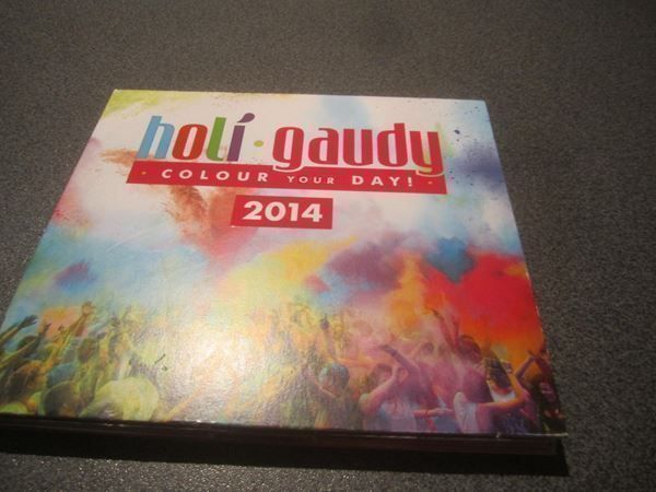 CD: CD holi gaudy, colour your day! 2014, 2 – Usato da Zürich venduto da Motzkuh