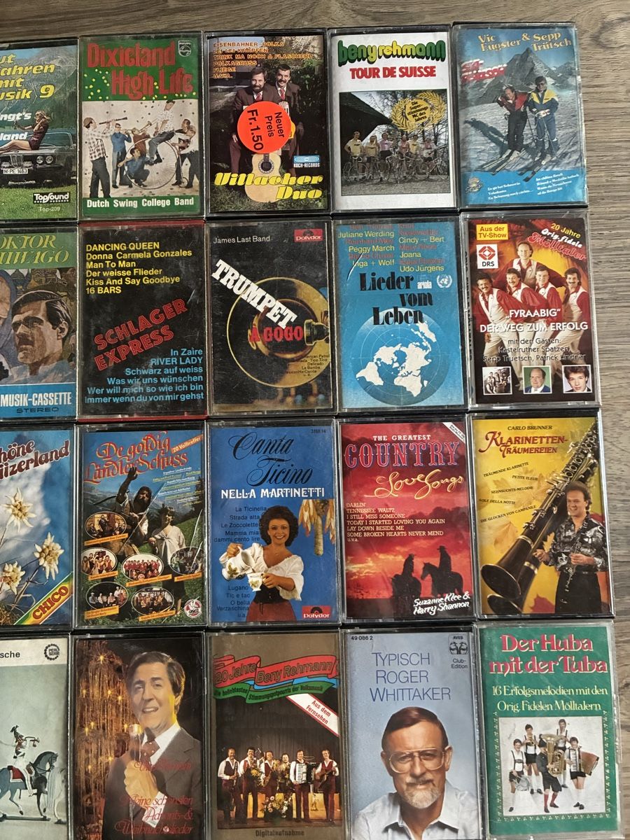 Musicassette: 28 Musikkassetten MC  – Usato da schönenwerd venduto da quartier9 2