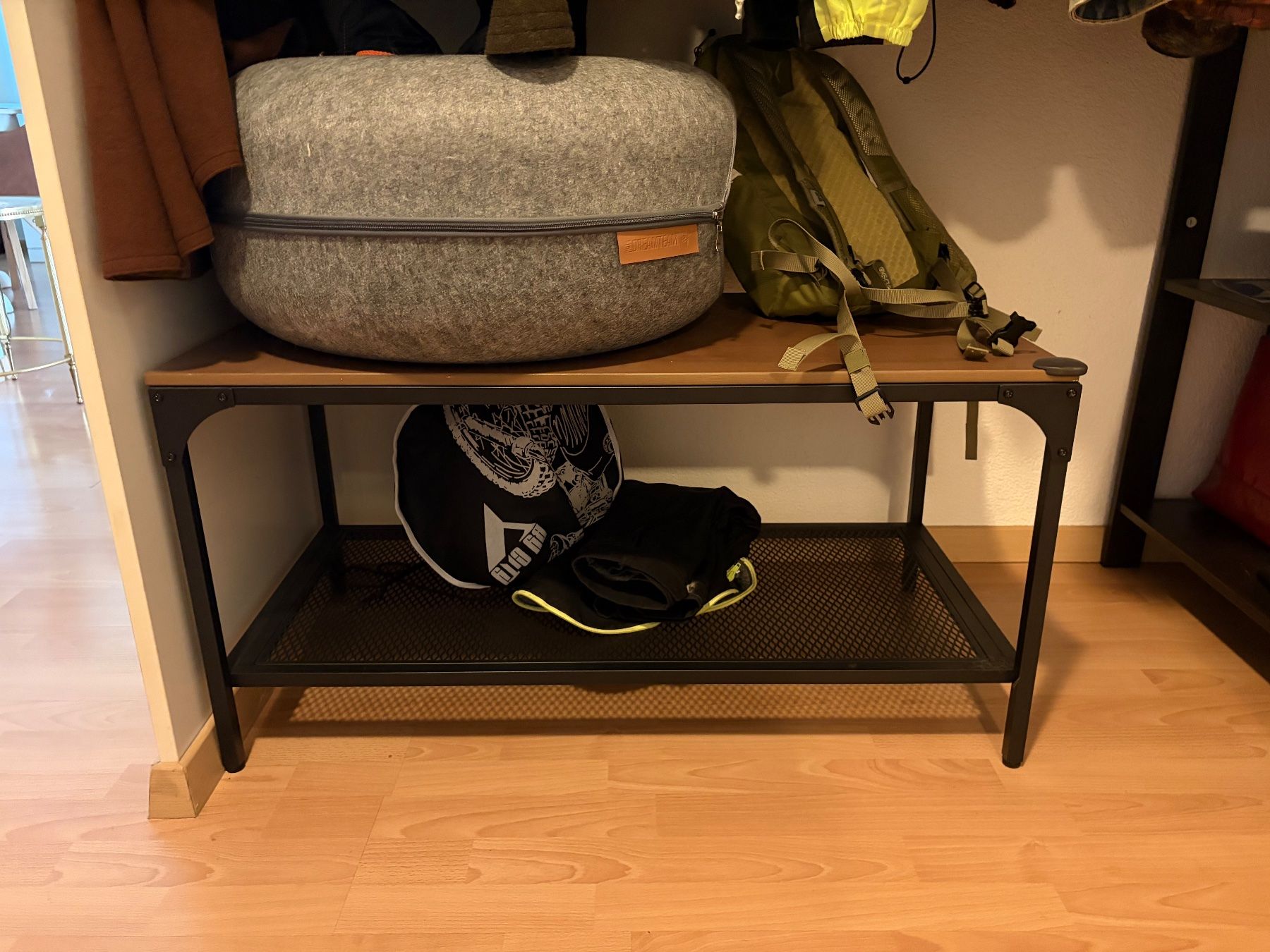 Ikea Tische: Fjällbo Couchtisch von IKEA – Gebraucht aus Winterthur von emi_cgg7 1