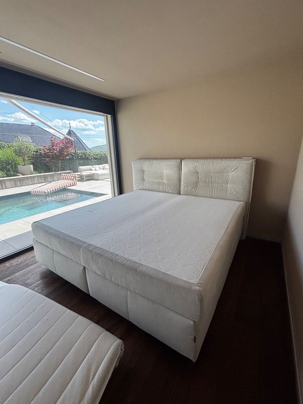 Betten: Boxspringbett 200X200 cm inkl. Topper – Gebraucht aus Trimbach von Valentiina1 2