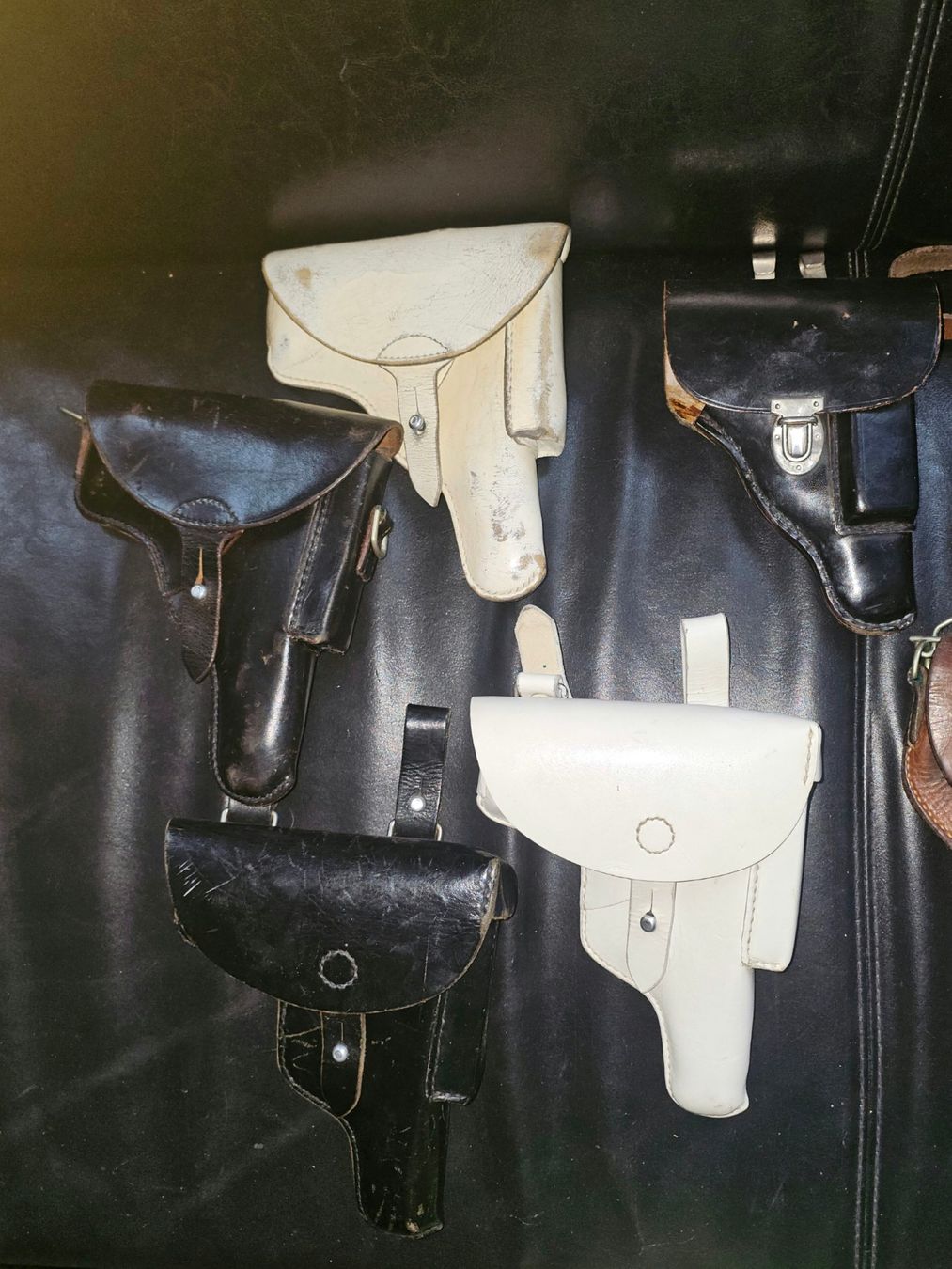 Tiro a segno: Pistolen Etui Walther 5.Stk – Usato da Büren an der Aare venduto da Flipperfinger88