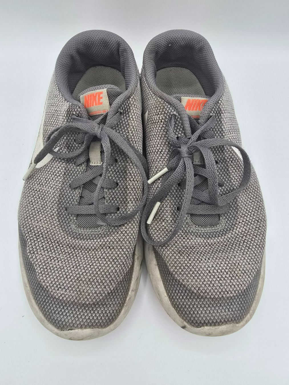 Nike Scarpe da uomo: Nike, Gr. 37,5 , Grau/Orange – Usato da Schlatt TG venduto da Andis3