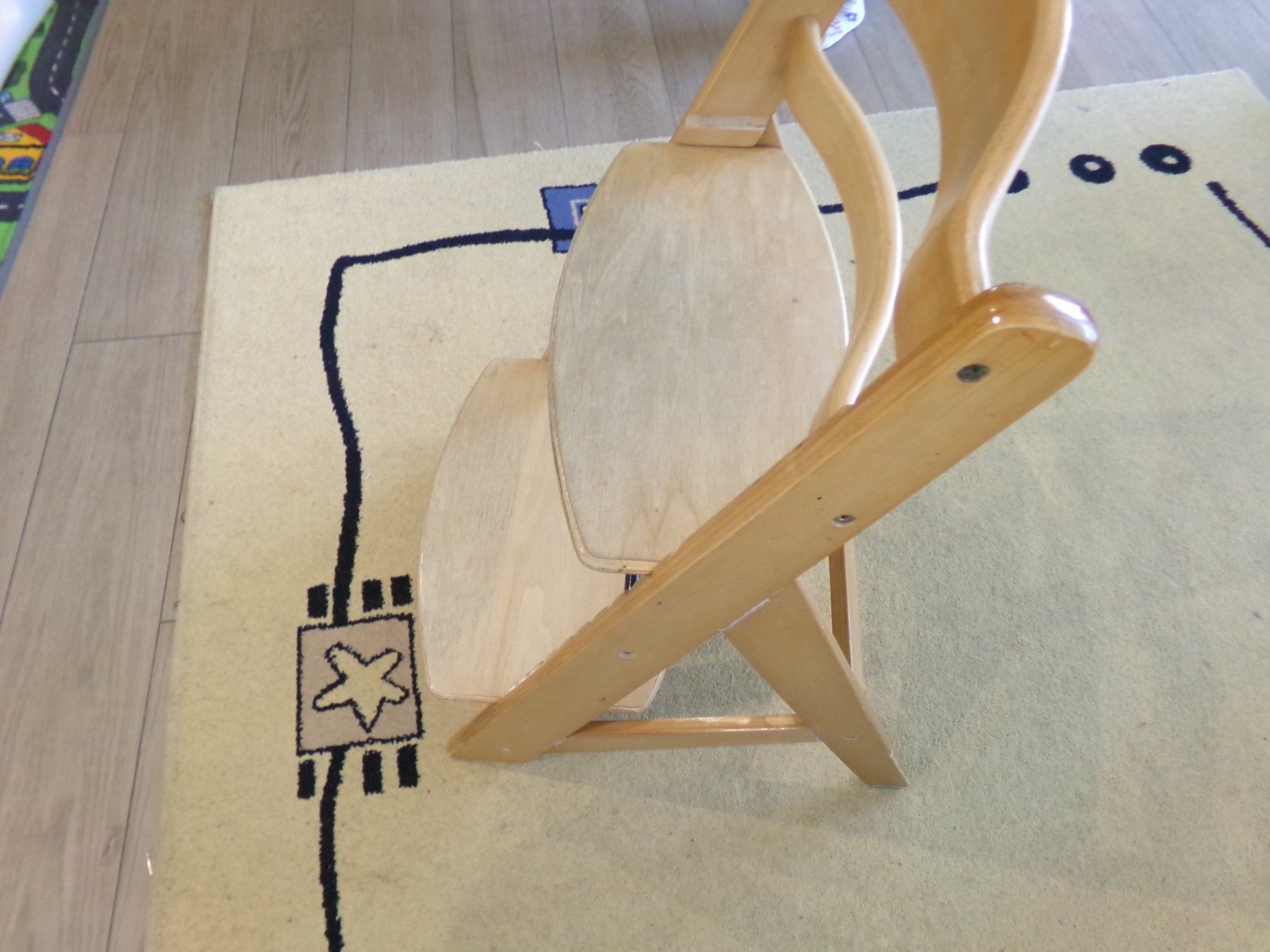 Hochstühle: Kinderstuhl – Gebraucht aus Hombrechtikon von Se9 6