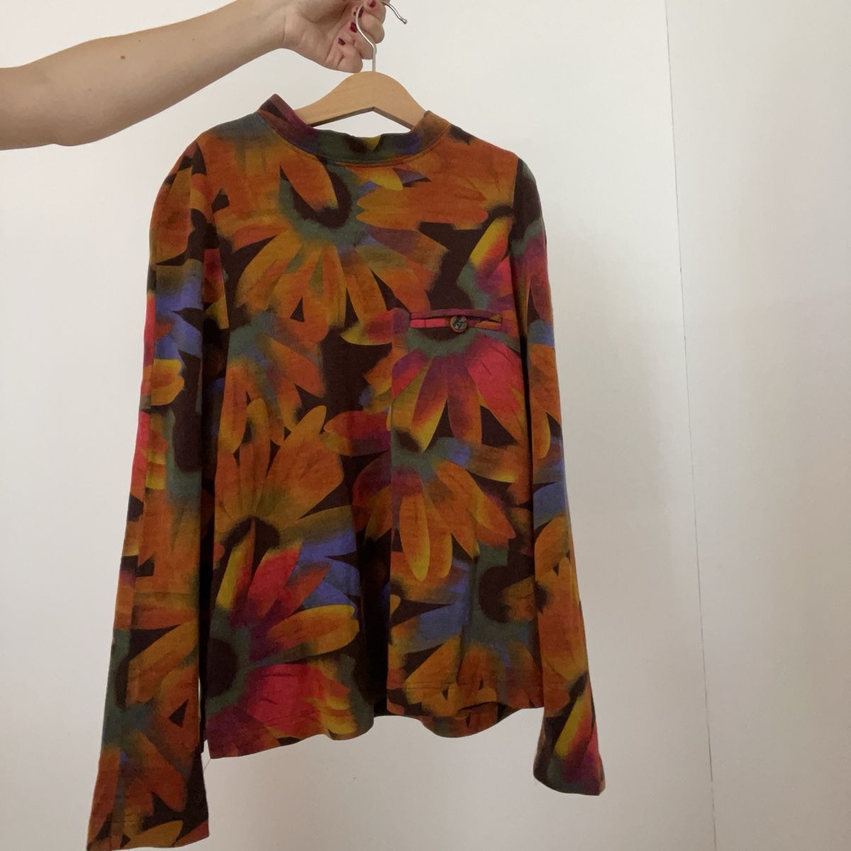 Maglioni & Felpe: Herbstlicher Longsleeve, Blumen Muster – Usato da Baden venduto da Julikoo 2