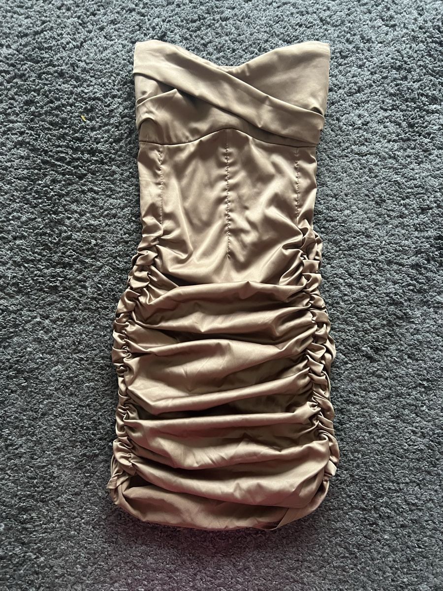 Kleider: Wunderschönes Cocktailkleid mit perfekter Passform Gr.S – Neu (gemäss Beschreibung) aus Effretikon von Briga.S.