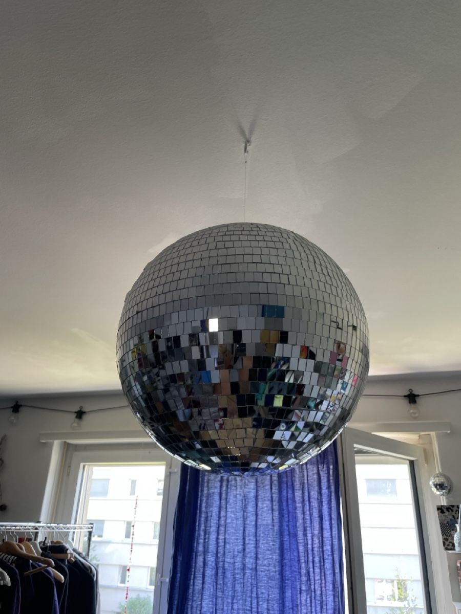 Tutte le decorazioni: Discokugel 🪩 40cm – Nuovo (secondo la descrizione) da Zürich venduto da mat_8qkm 2