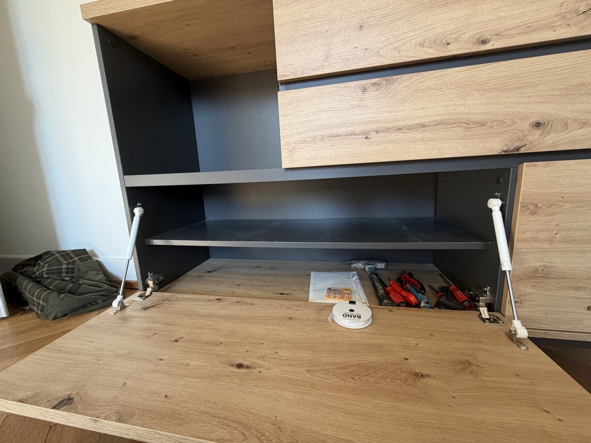 Livique Kommoden: Kommode aus Eiche & Eisen – Neu (gemäss Beschreibung) aus Solothurn von michelleschmid 1