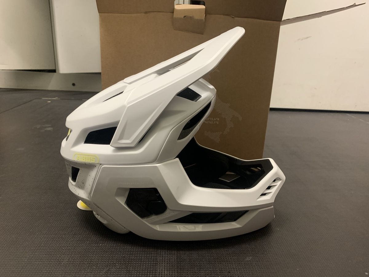 Abus Caschi: Fahrradhelm Abus Targon M MIPS lemon white neu – Nuovo e nell'imballaggio originale da Oberembrach venduto da benischaer