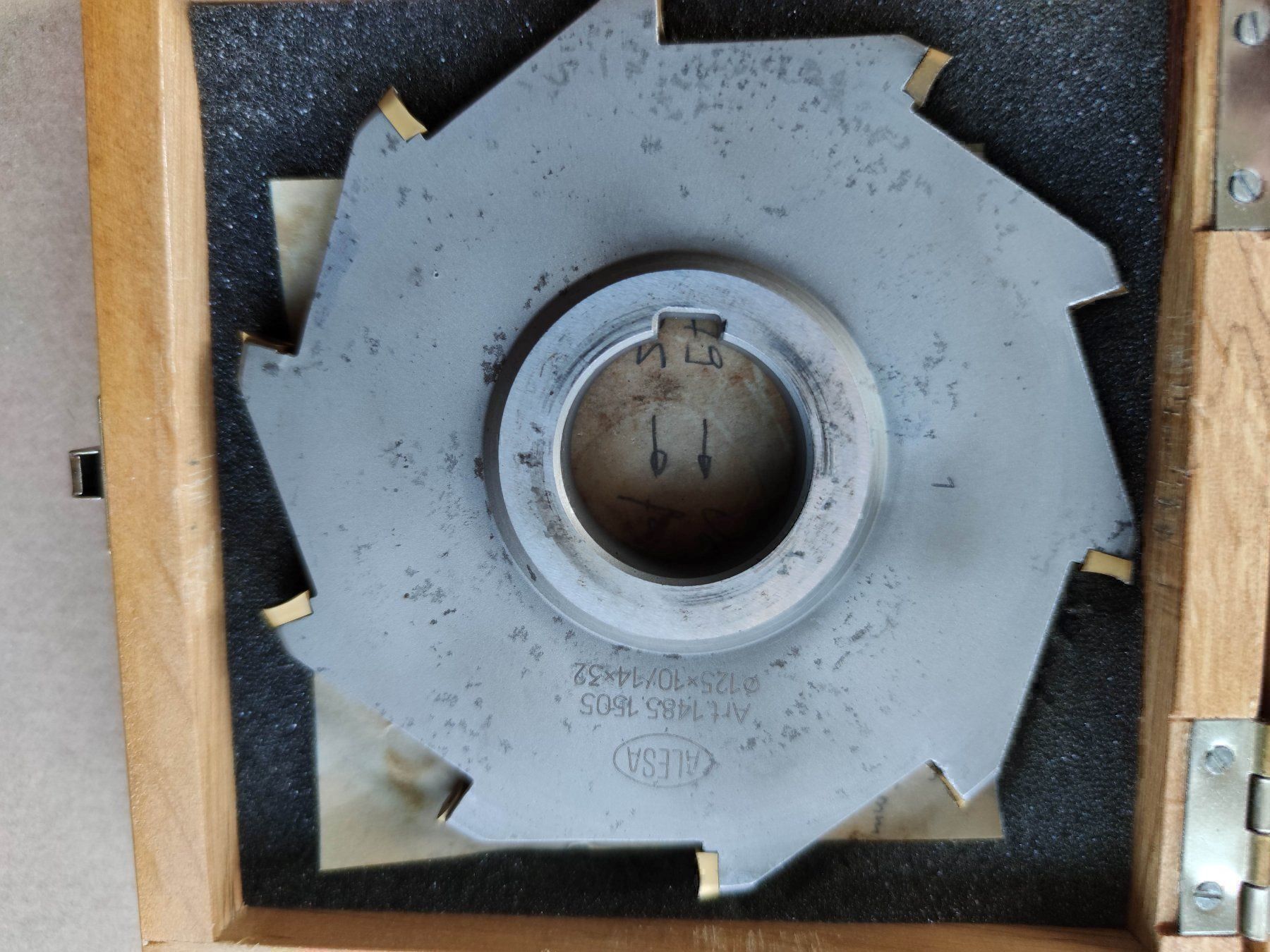 Tutti gli attrezzi: Scheibenfräser 125x10mm – Usato da Pfäffikon ZH venduto da 1252 1